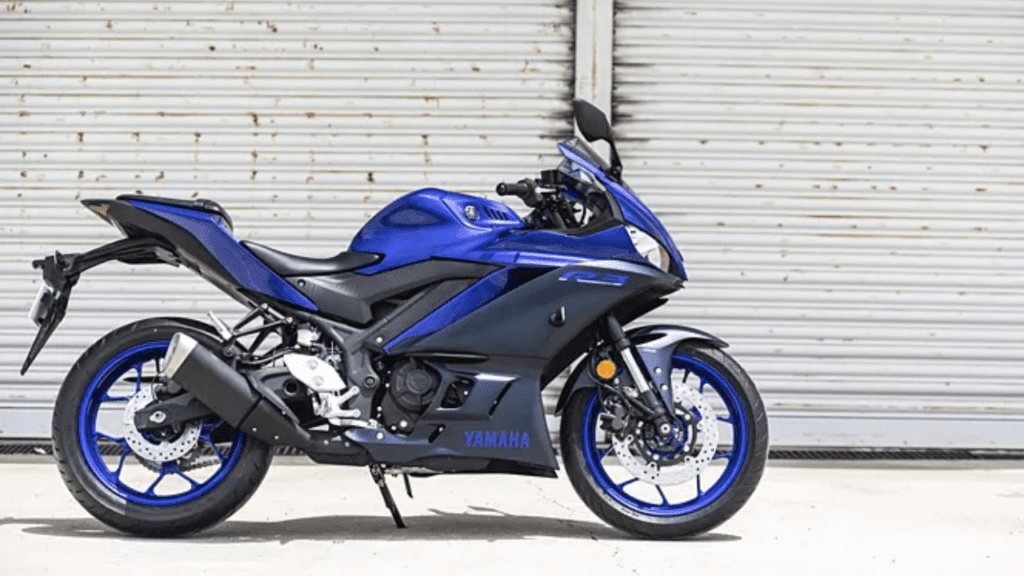 Yamaha R3