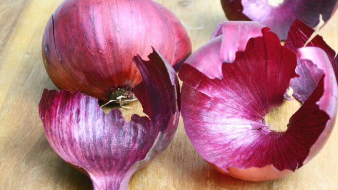 Benefits of Onion Peels