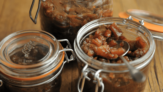 Apple Chutney