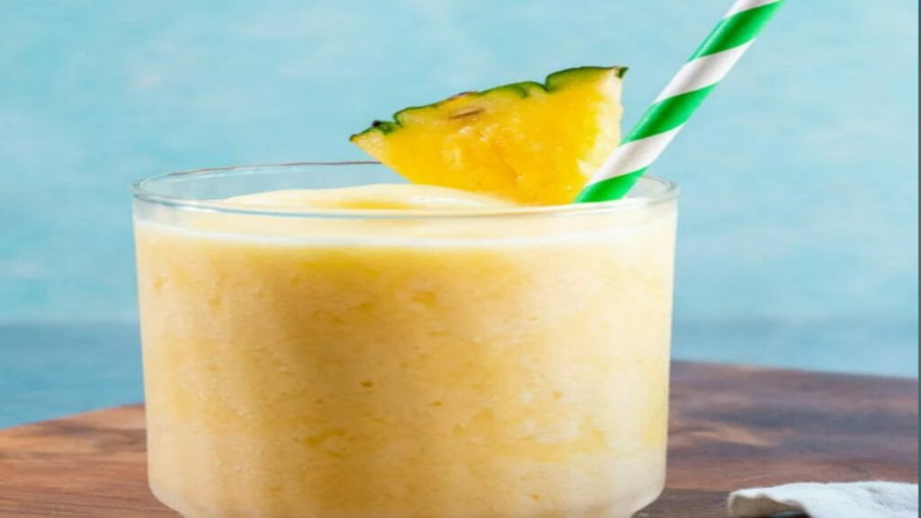 Pineapple smoothie recipe 