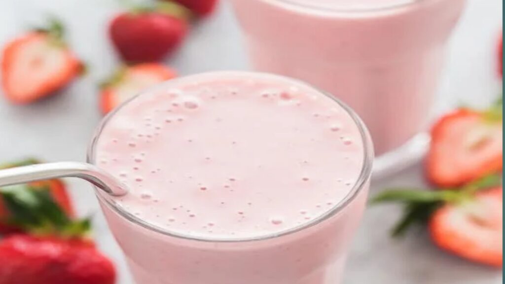 Strawberry smoothie 