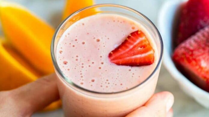 Strawberry smoothie