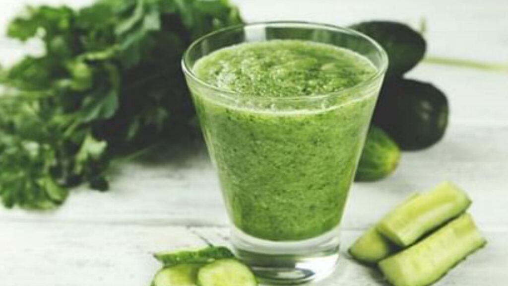 Cucumber peel juice 