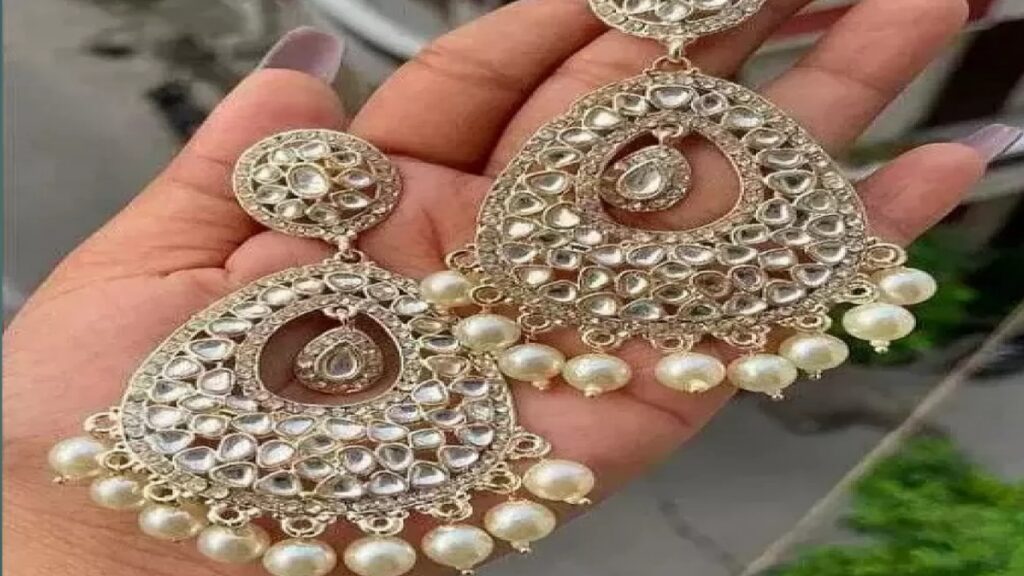 Earings For Mother 