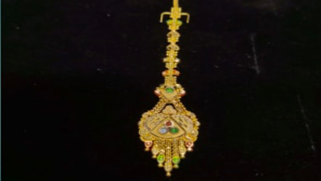 Gold mangtika Designs 