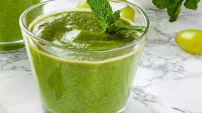 Spinach smoothie in summer