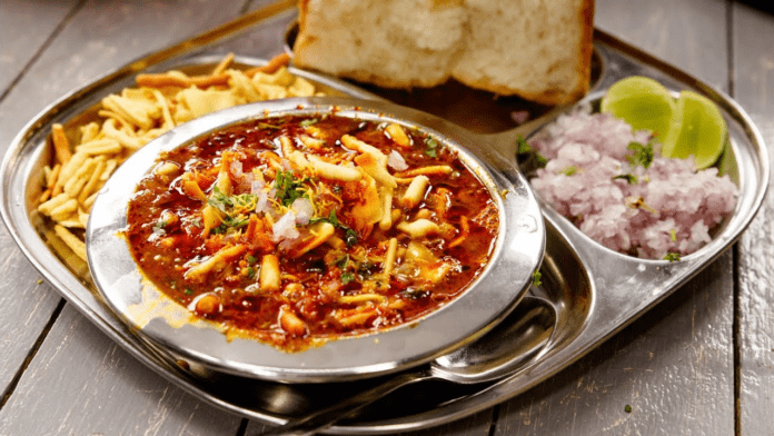 Misal Pav Recipe