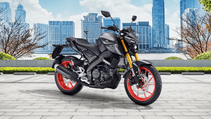 Royal Enfield Himalayan Vs Yamaha MT 15 V2