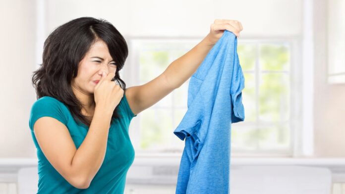 Get rid of smell from clothes