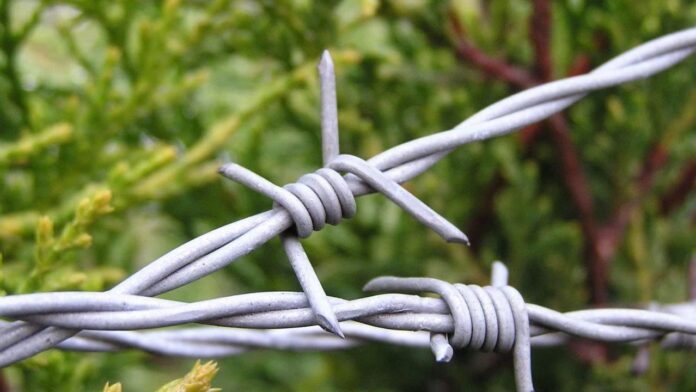 wire fence UP Government Scheme