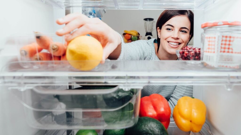 Refrigerator