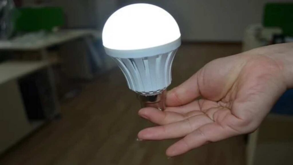 Rechargable Bulb