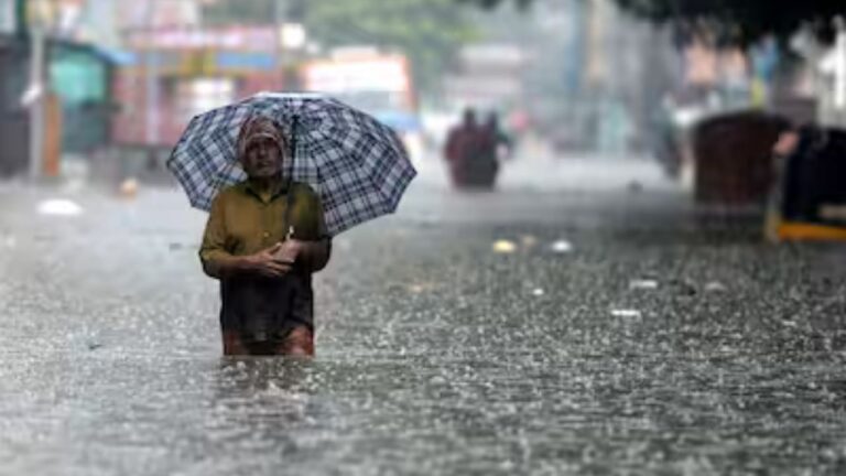 Weather Update: मिचौल ने तमिलनाडु और आंध्र प्रदेश में जनजीवन किया अस्त व्यस्त,जानें मौसम का हाल 