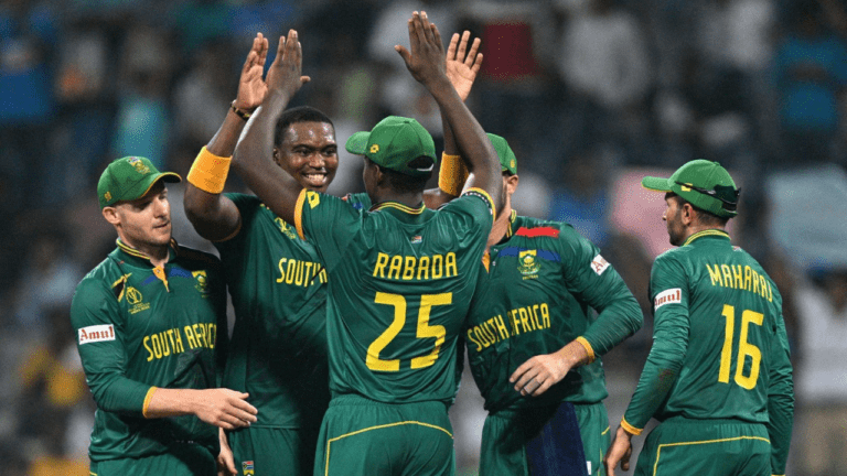 IND vs RSA: इस पूर्व भारतीय खिलाड़ी ने की दक्षिण अफ्रीका बोर्ड की आलोचना, वजह जान आप भी रह जायेंगे दंग